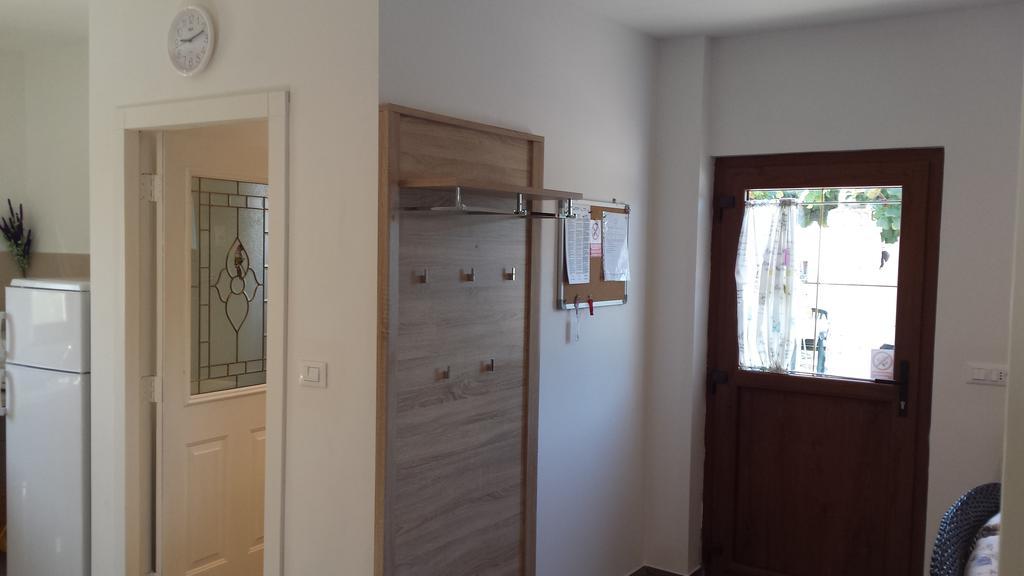 Abba Apartment Sveti Lovreč Pazenatički Eksteriør bilde