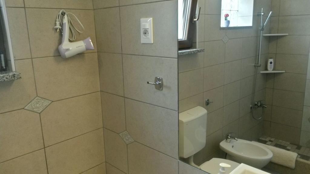 Abba Apartment Sveti Lovreč Pazenatički Eksteriør bilde