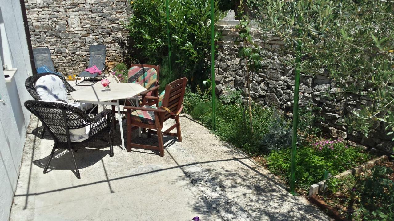 Abba Apartment Sveti Lovreč Pazenatički Eksteriør bilde