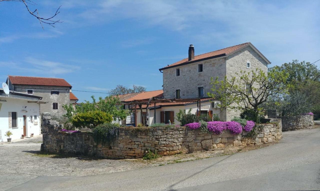 Abba Apartment Sveti Lovreč Pazenatički Eksteriør bilde