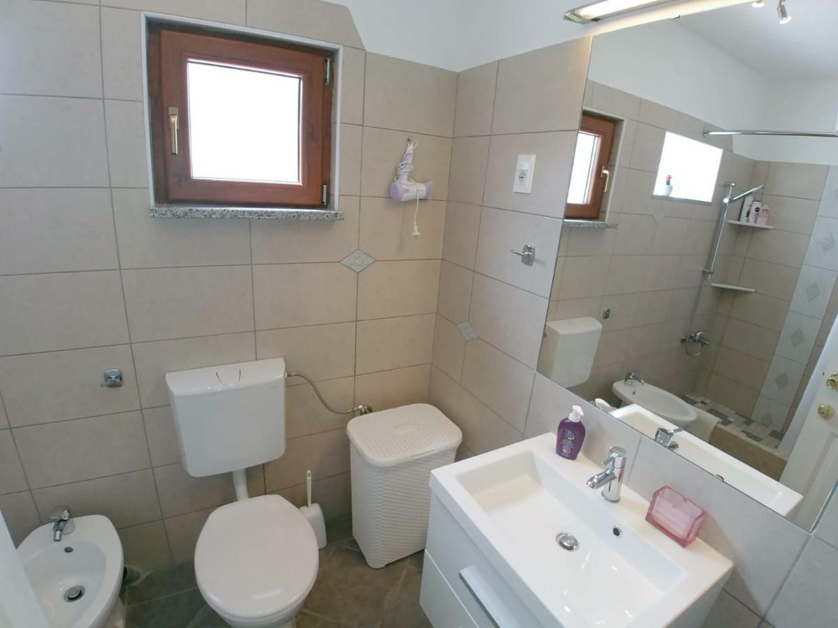Abba Apartment Sveti Lovreč Pazenatički Eksteriør bilde